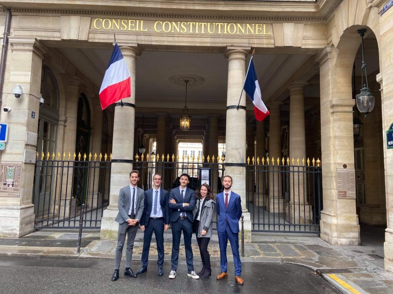 Des étudiant.e.s de la faculté de Droit et sciences sociales lauréat.e.s d'un concours de plaidoirie prestigieux